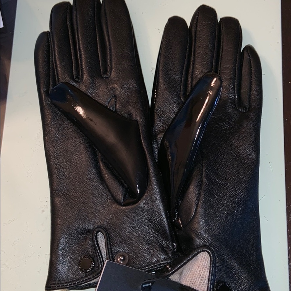 Gloves
